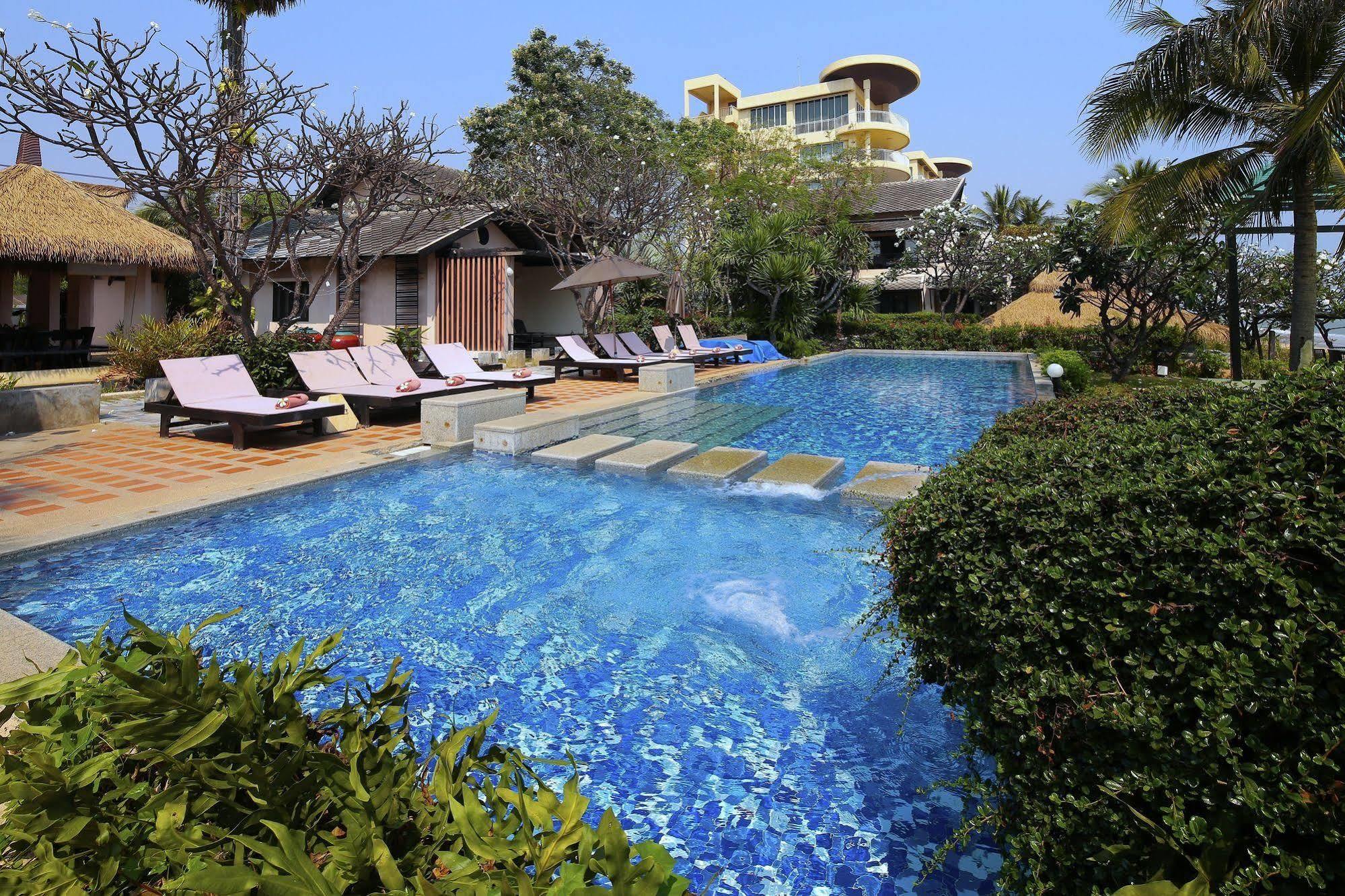Purimuntra Resort And Spa Pranburi Buitenkant foto